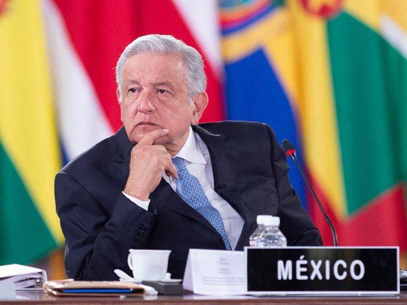 AMLO 8