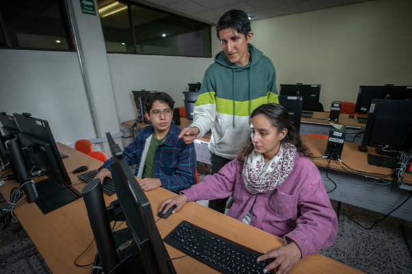 ApoyaUAEMaespaciosuniversitariosconProgramadeRenovacindeEquiposdeCmputo 