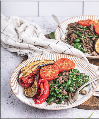 Carne picada con pimientos y berenjena