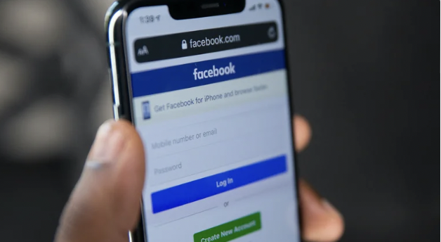 CncontrarFratisusandoFacebook