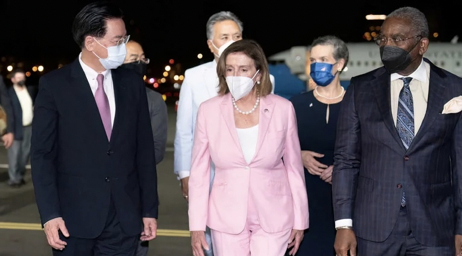 El régimen chino convocó al embajador de EEUU en Beijing en protesta por la llegada de Nancy Pelosi a Taiwán