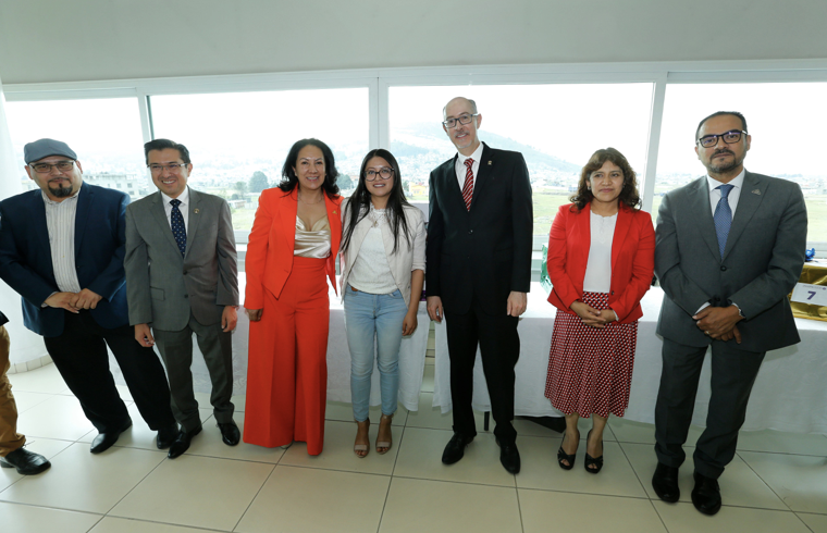 ElevapersonalocenteprestigiodelUAE