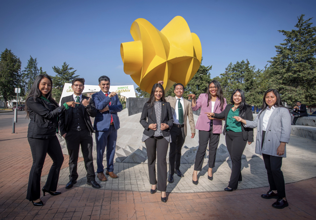 Estudiantes UgalardonadosconelprimerlugarenelManDigitaldeCulturaTributaria
