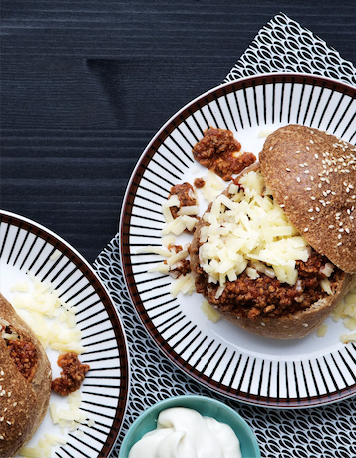 Hamburguesa low carb de carne molida y queso