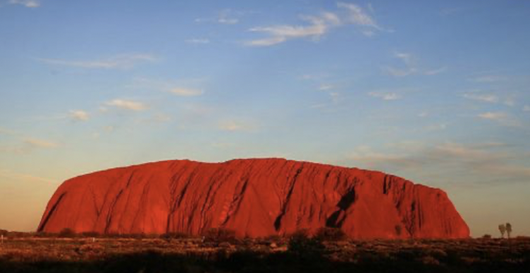 HaynarocaenAustraliamgrandequelaRocaUluru