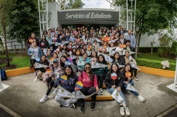 Vanamovilidadinternacionalynacional100estudiantedelaUAEM